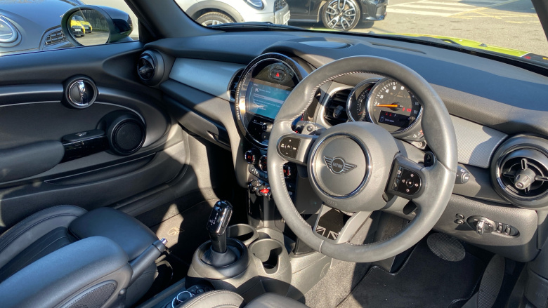 MINI Hatchback 2.0 Cooper S Exclusive 3dr Auto Petrol Hatchback